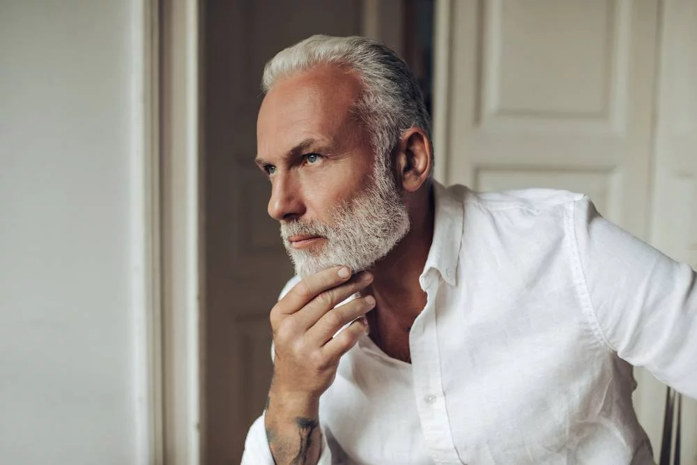 اصلاح منظم موهای سفید